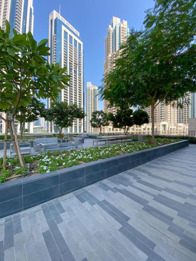 Higuests - Elegant Apt With Terrace Minutes From Burj Khalifa Dubái Exterior foto