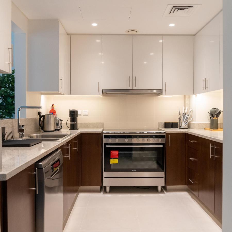 Higuests - Elegant Apt With Terrace Minutes From Burj Khalifa Dubái Exterior foto